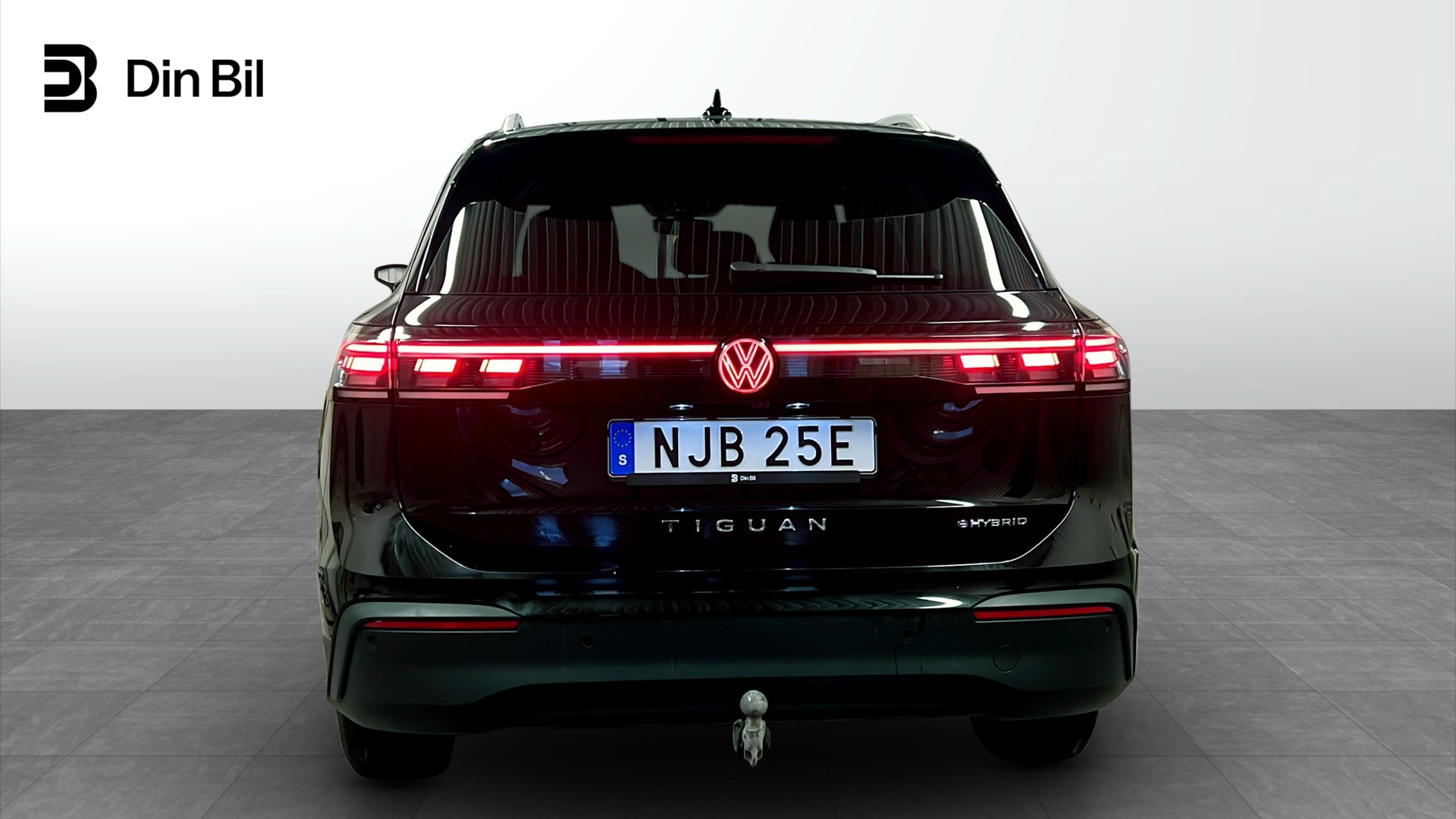 Volkswagen Tiguan NJB25E