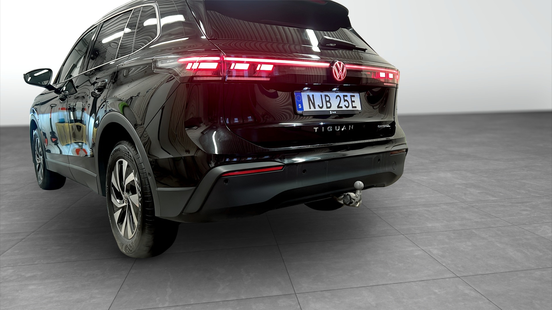 Volkswagen Tiguan NJB25E