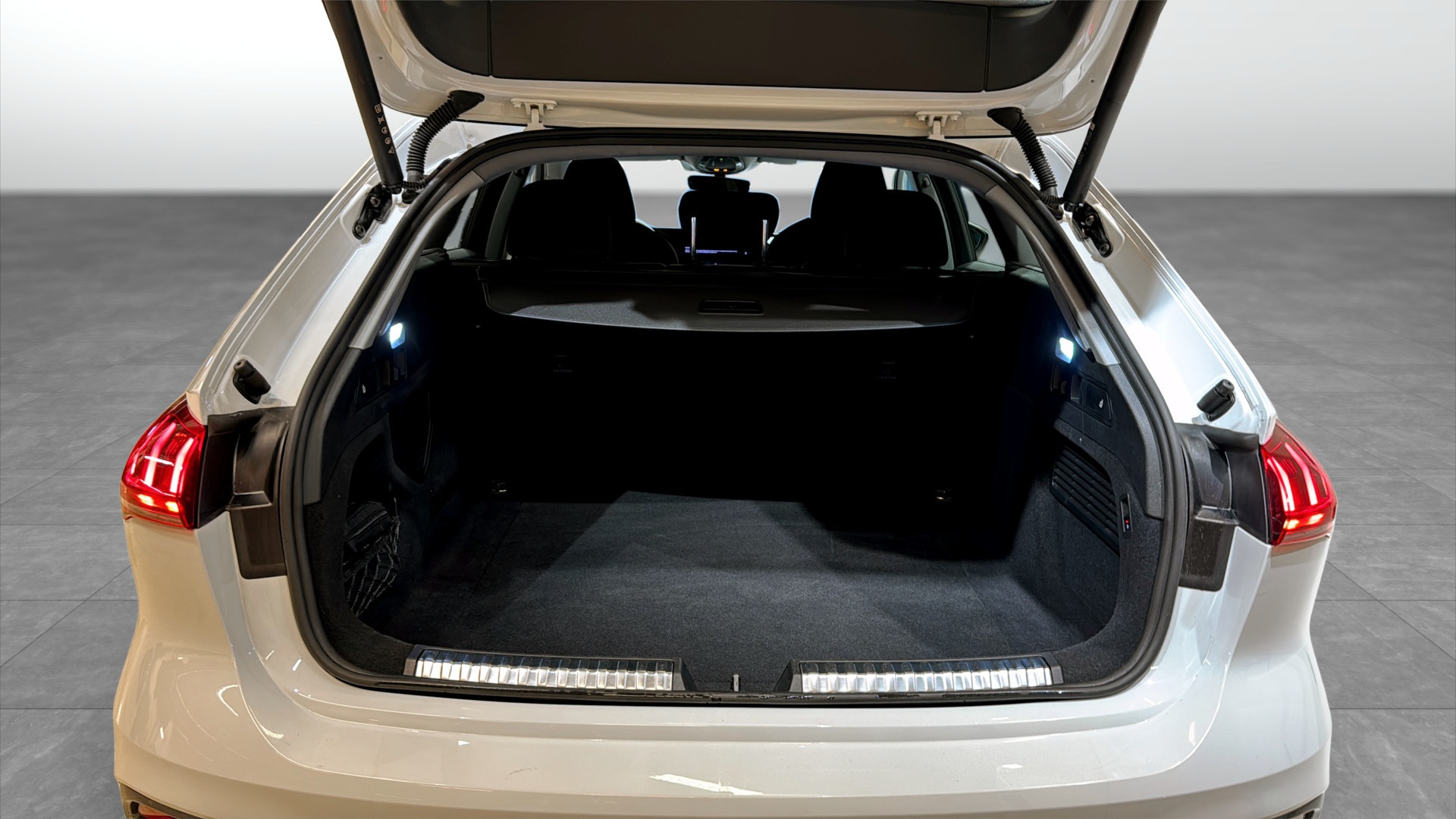 Audi A5 Avant NJC97B