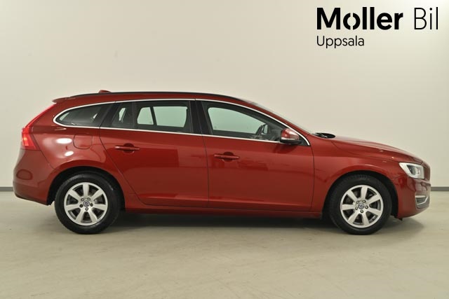 Volvo V60 NJF801