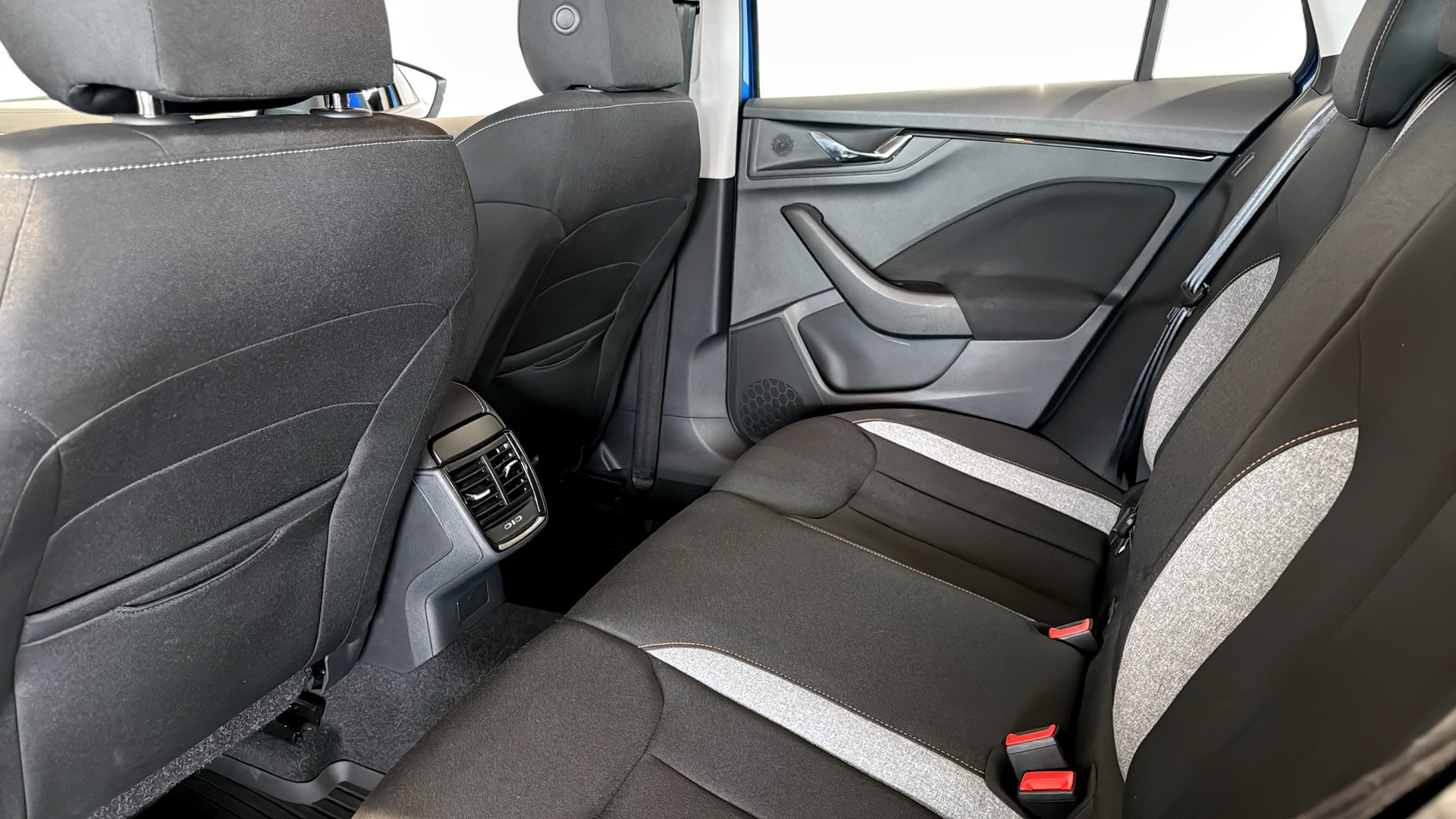 Skoda Kamiq NJJ06H