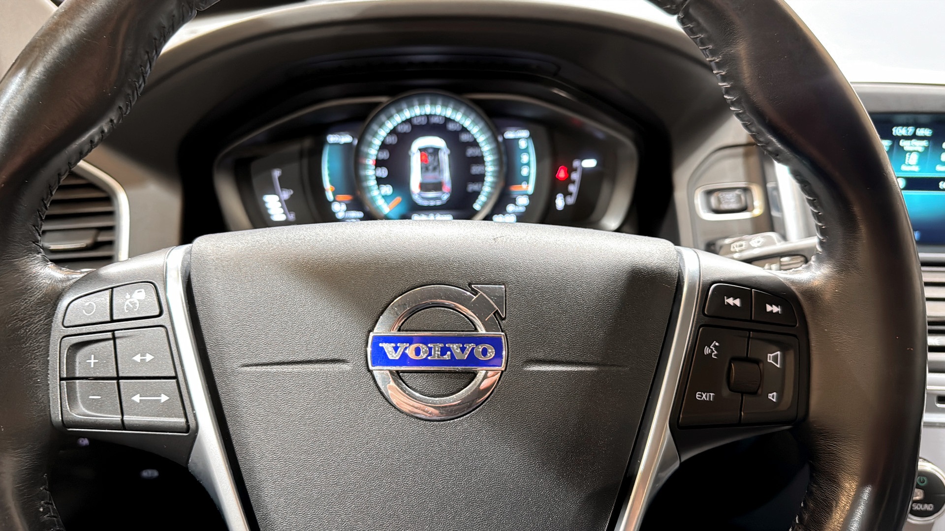 Volvo XC60 NJP633