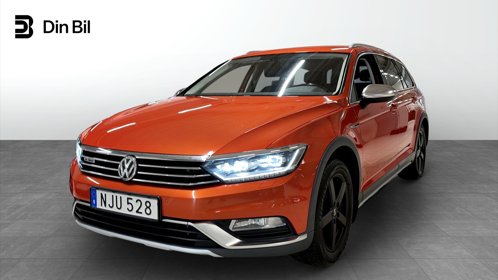 Volkswagen Passat NJU528