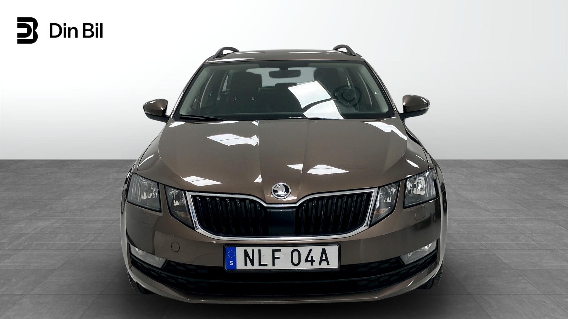 Skoda Octavia Combi NLF04A