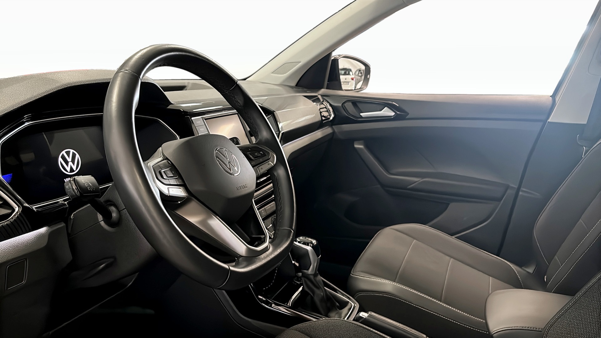 Volkswagen T-Cross NLH12W