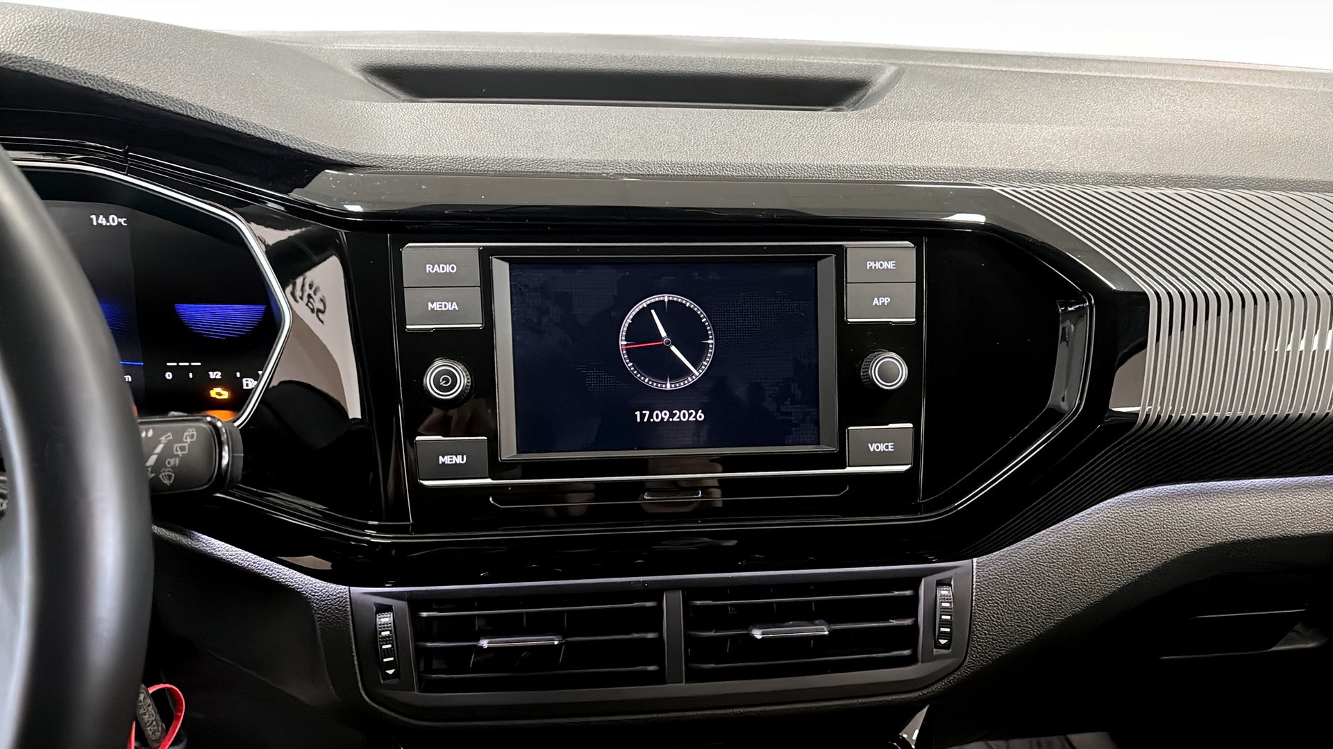 Volkswagen T-Cross NLH12W