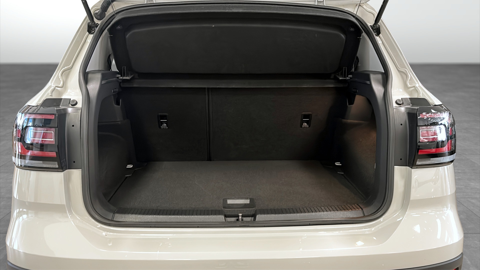 Volkswagen T-Cross NLH12W