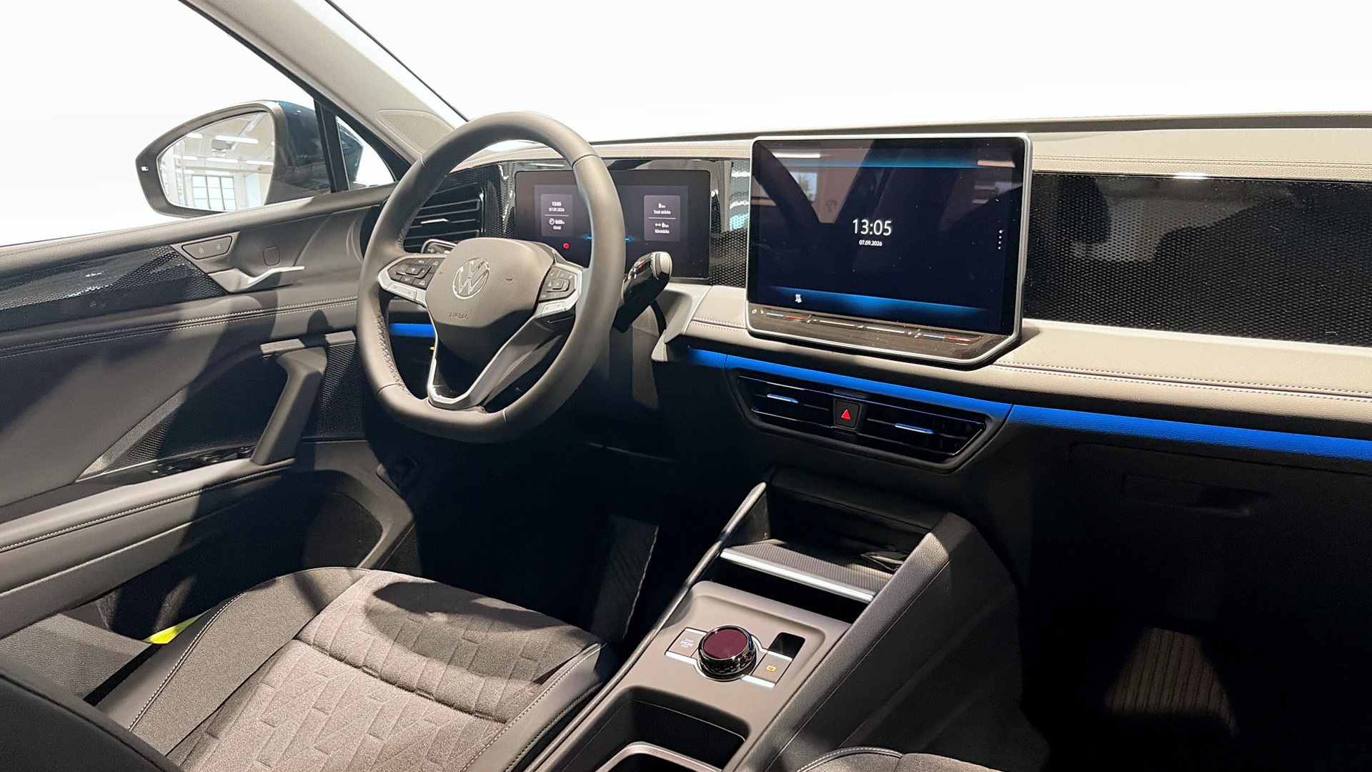 Volkswagen Tiguan NLJ08D