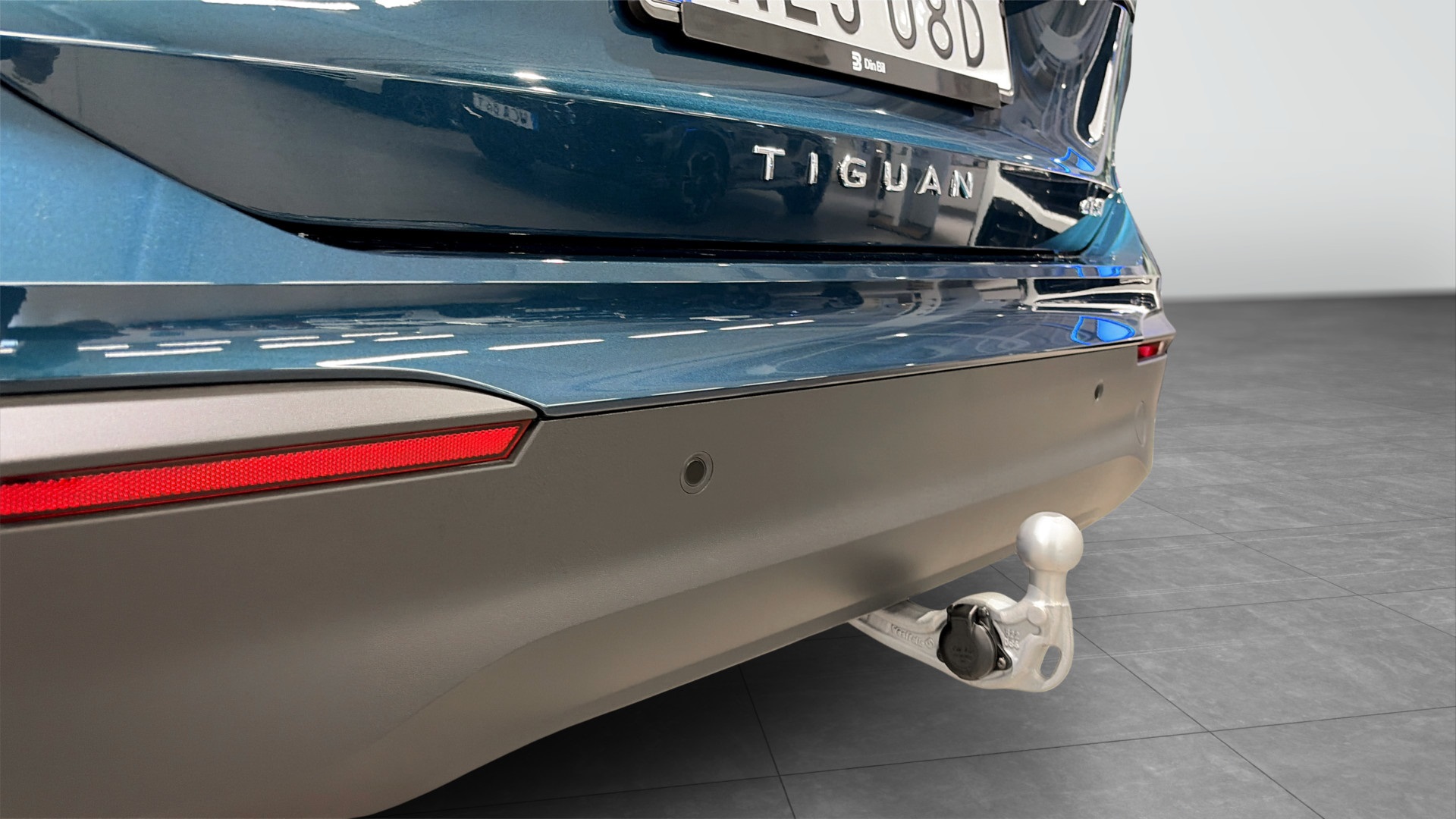 Volkswagen Tiguan NLJ08D