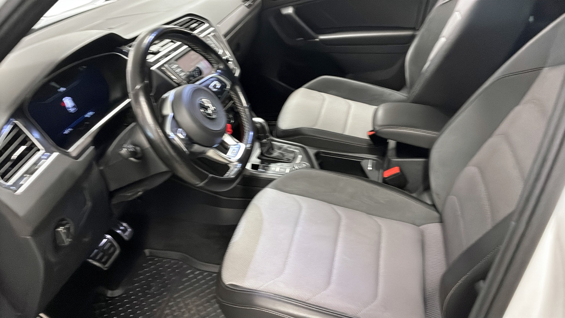 Volkswagen Tiguan NLP471