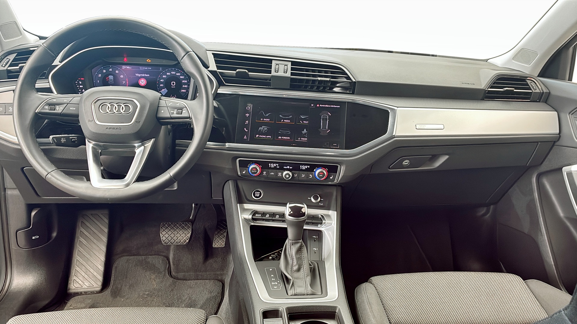 Audi Q3 NMA96K