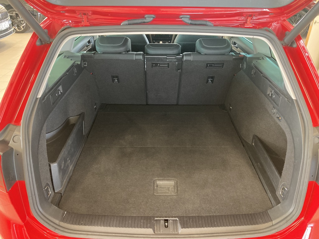 Volkswagen Passat NMM21C
