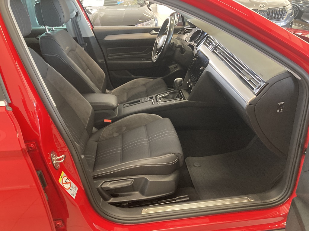 Volkswagen Passat NMM21C