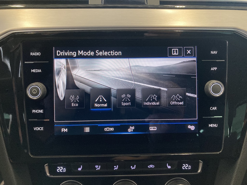 Volkswagen Passat NMM21C