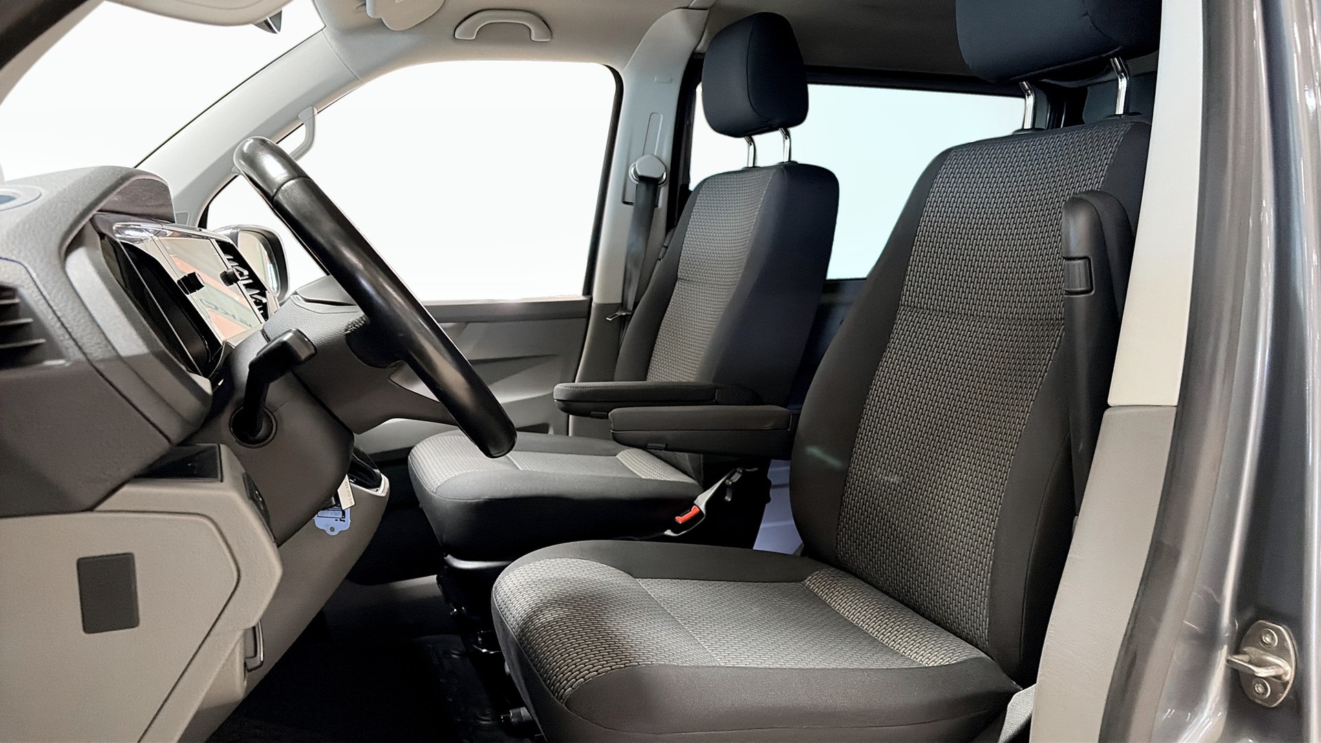 Volkswagen T6 Transporter NMM60G
