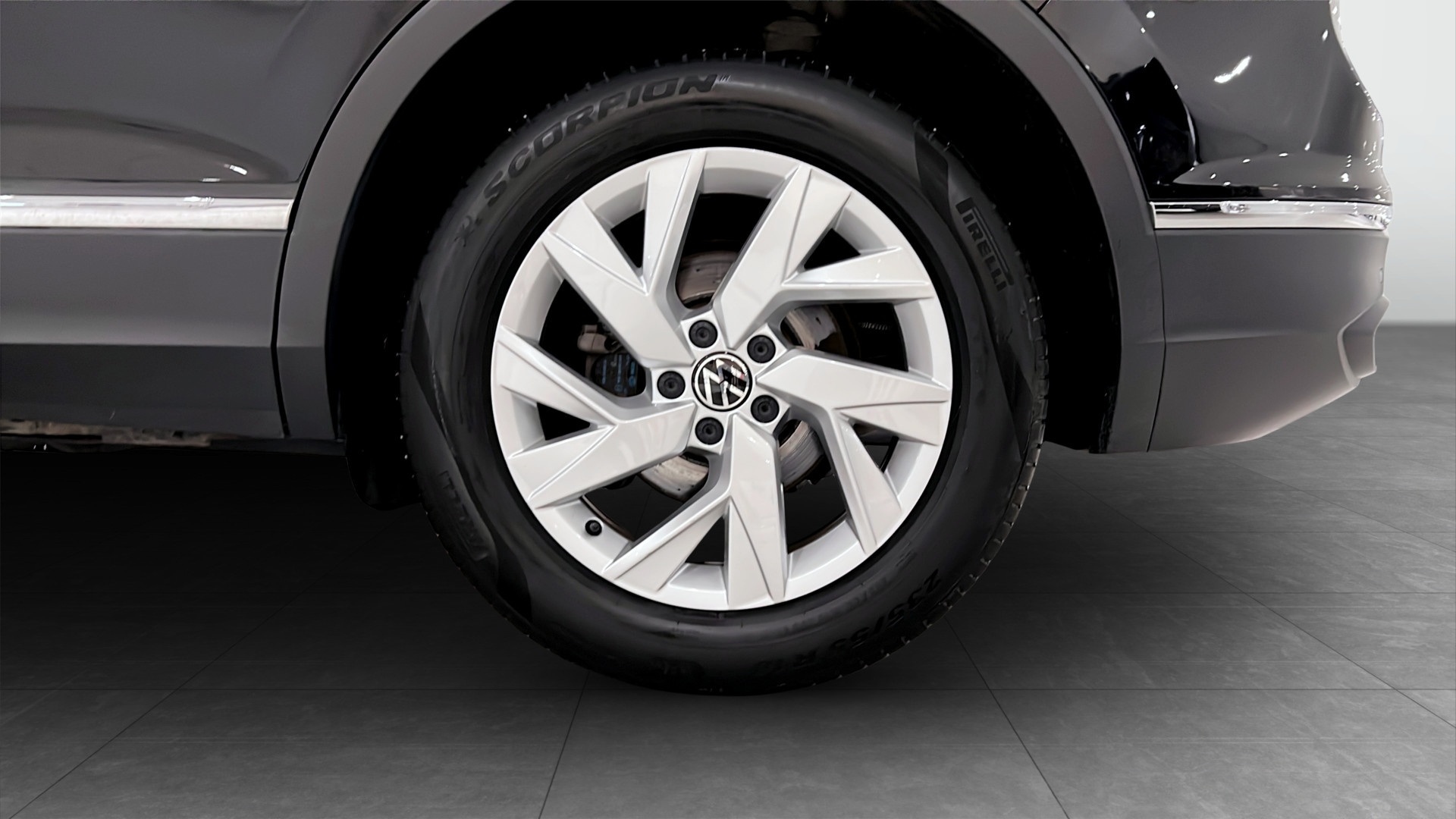 Volkswagen Tiguan NMN21H