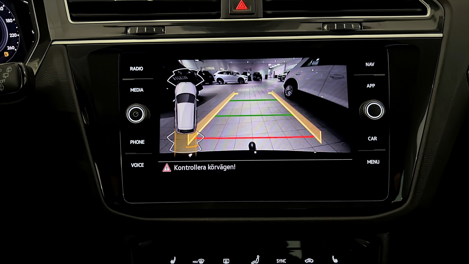 Volkswagen Tiguan NMN21H