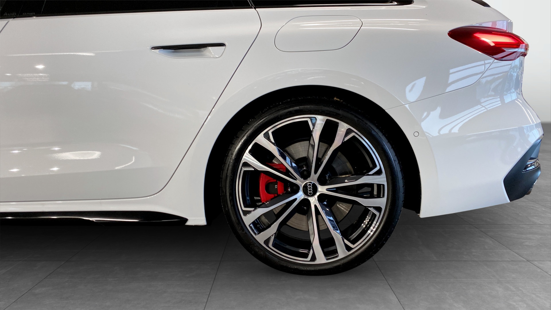 Audi A5 Avant NNH02N