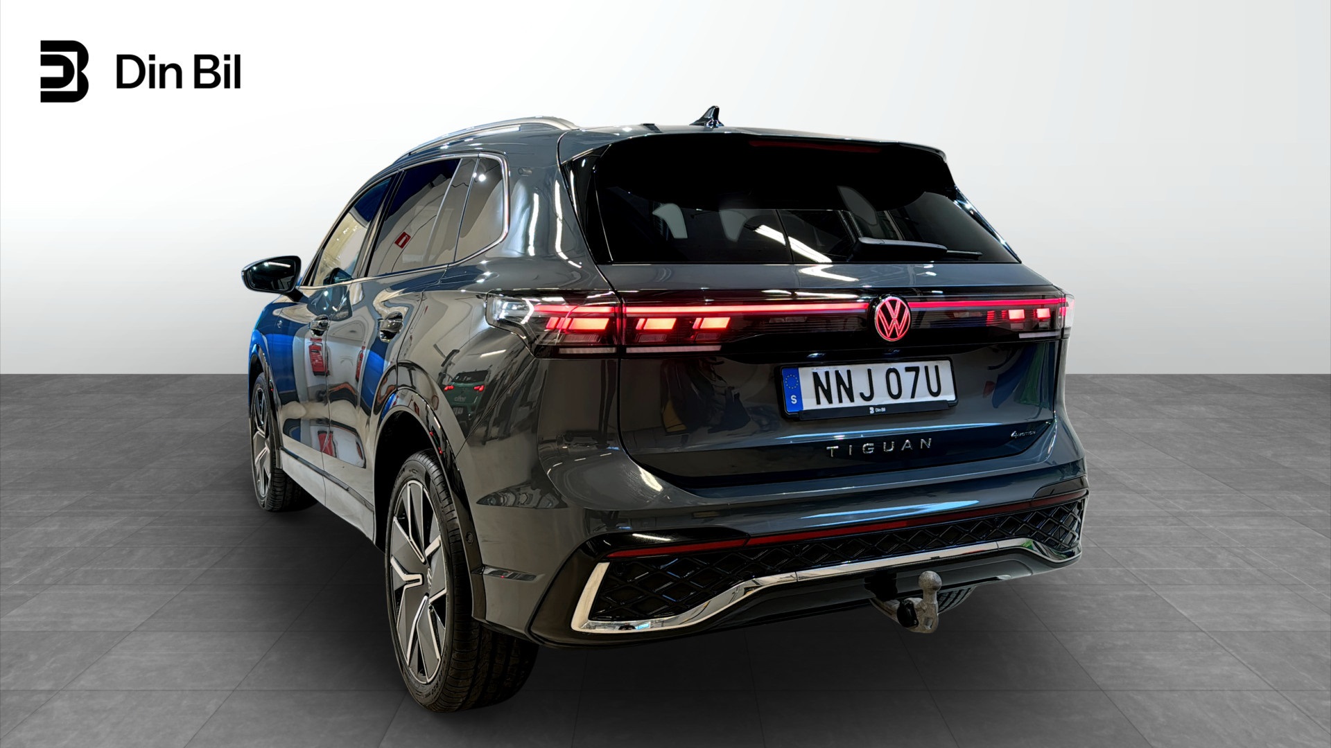 Volkswagen Tiguan NNJ07U