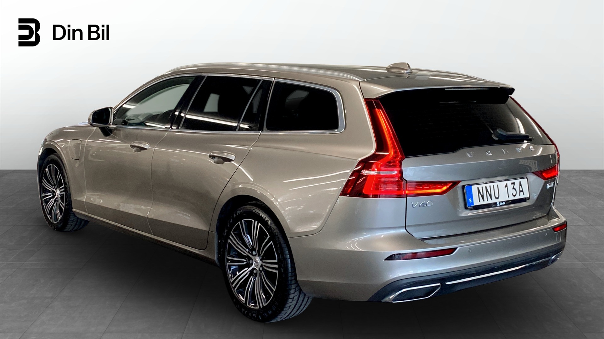 Volvo V60 NNU13A