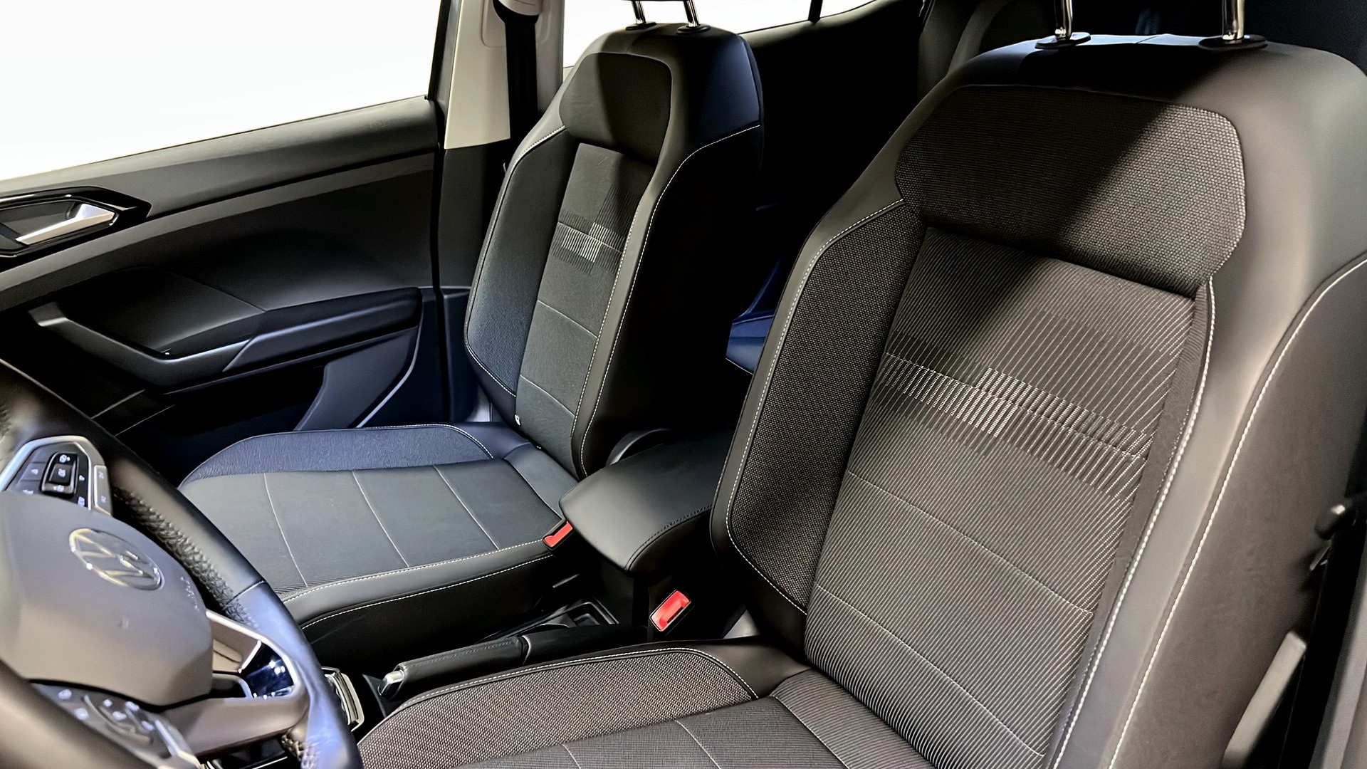 Volkswagen T-Cross NOF606