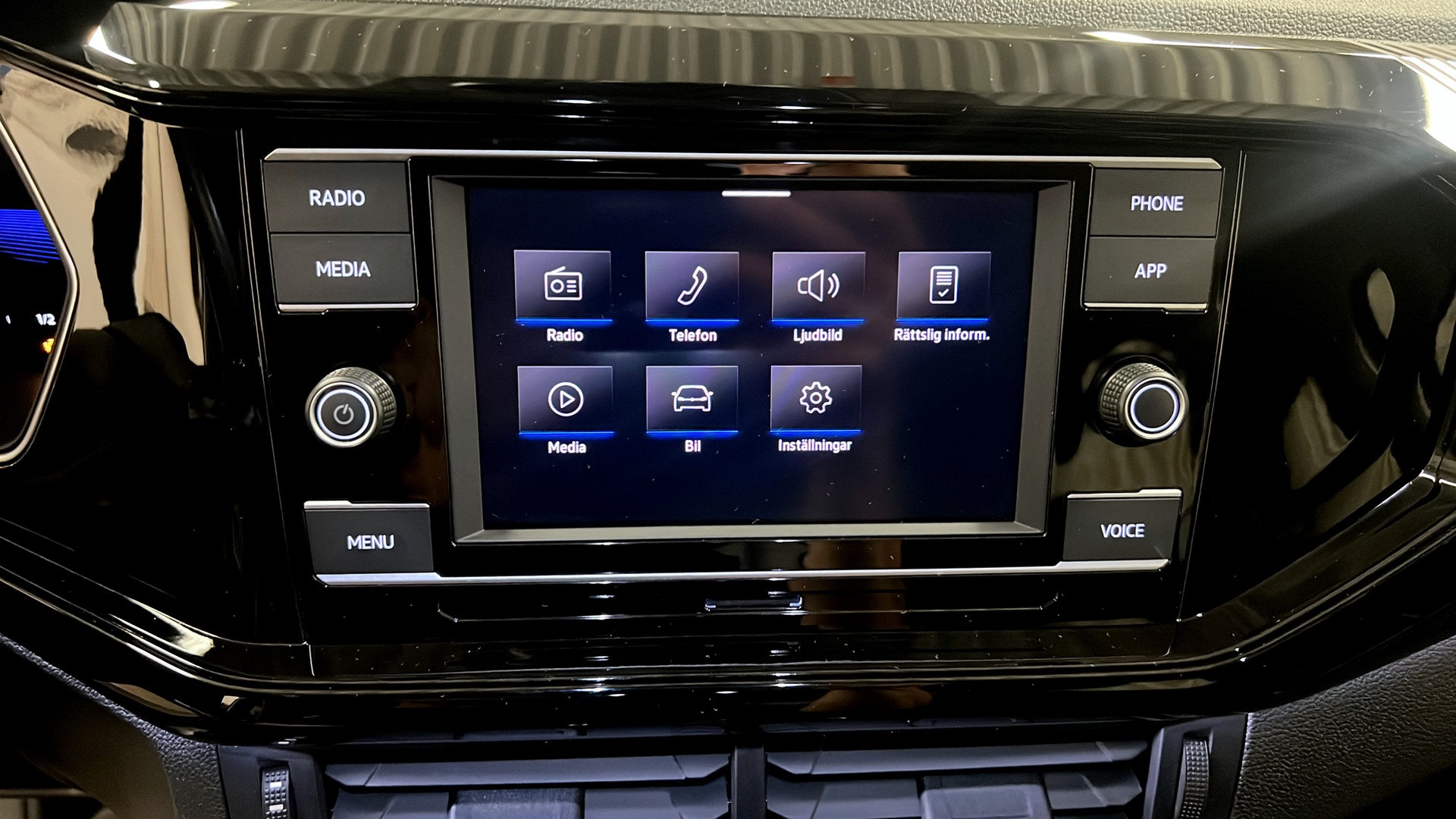 Volkswagen T-Cross NOF606