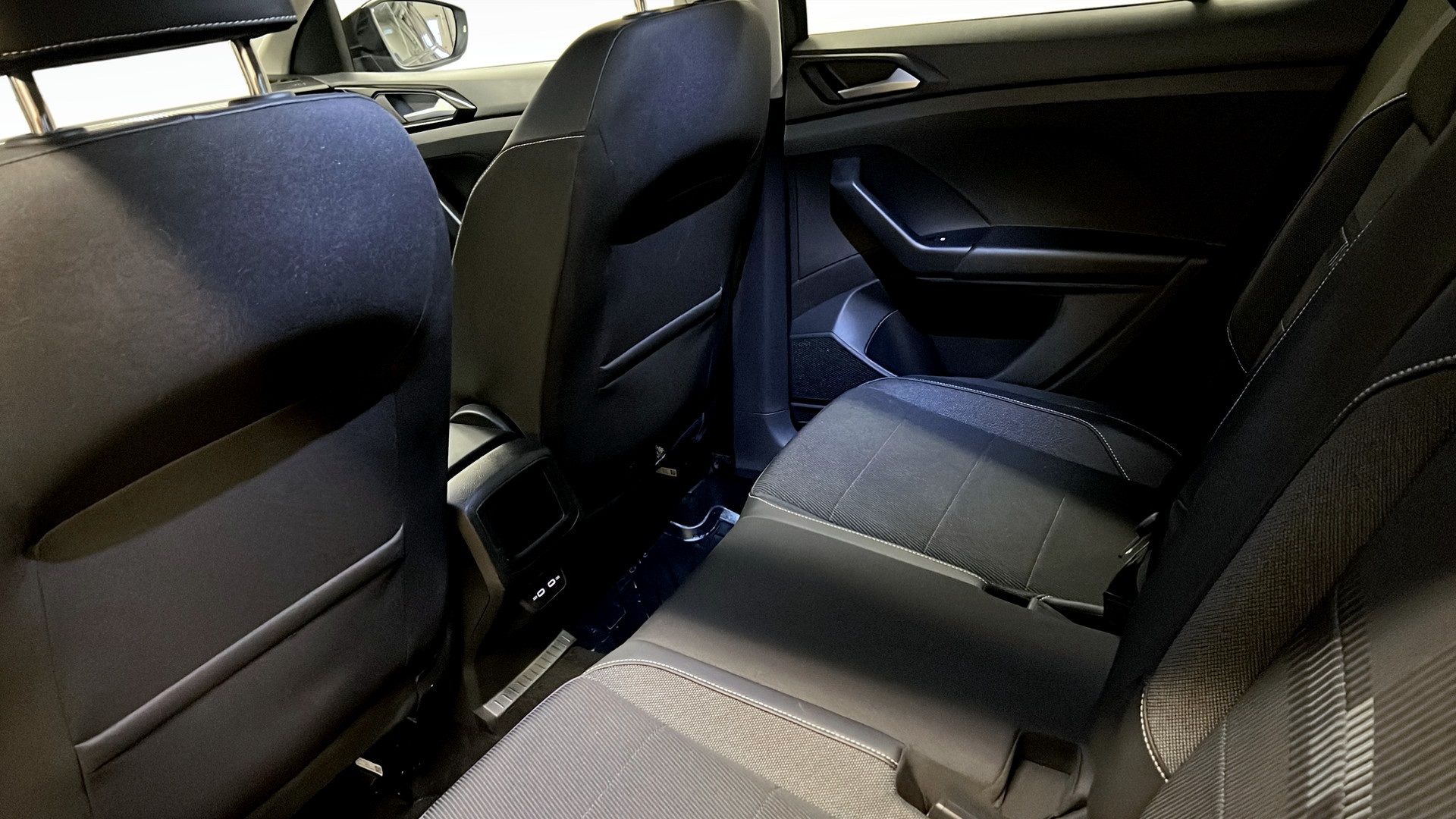 Volkswagen T-Cross NOF606