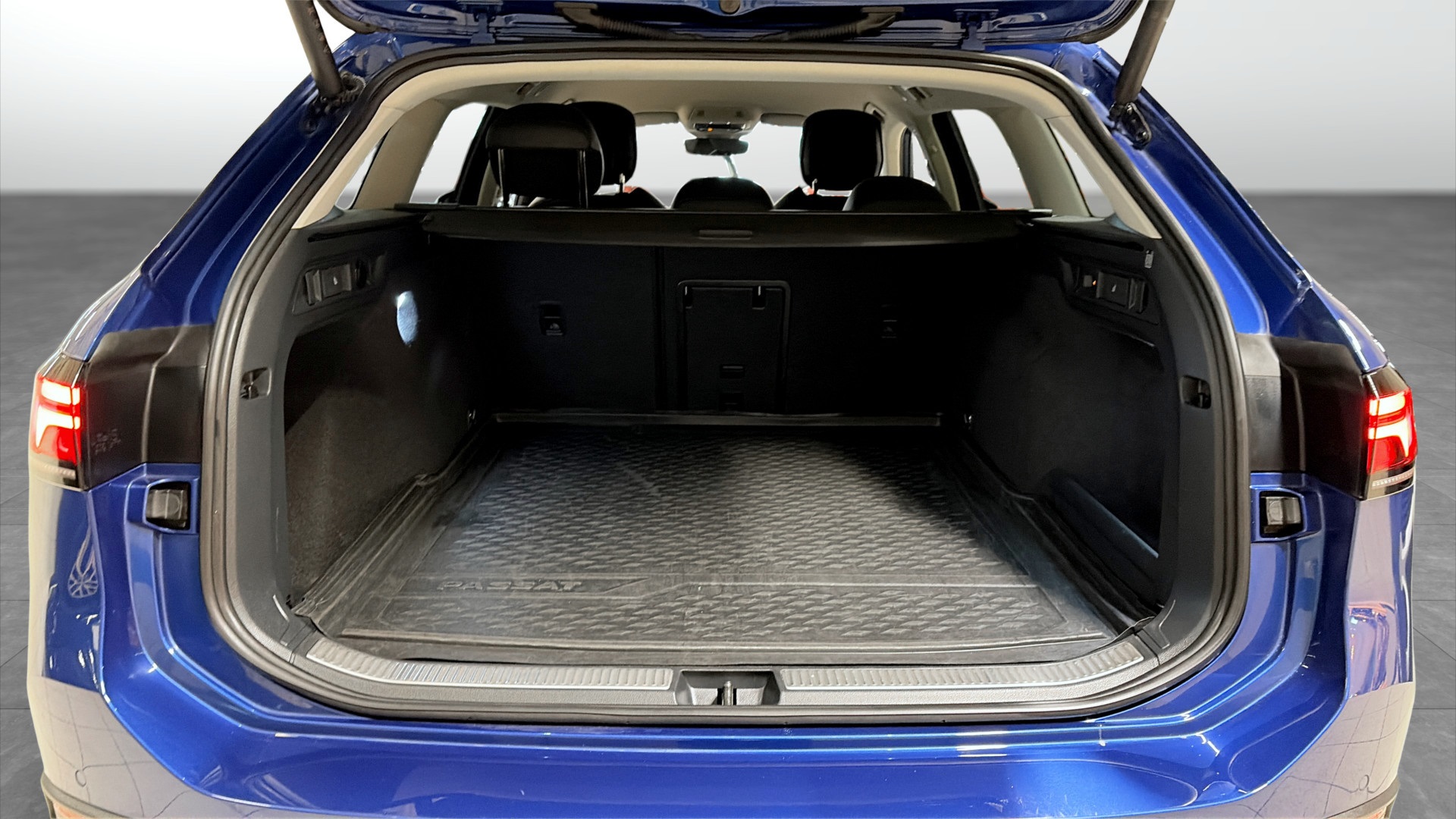 Volkswagen Passat NOR02R