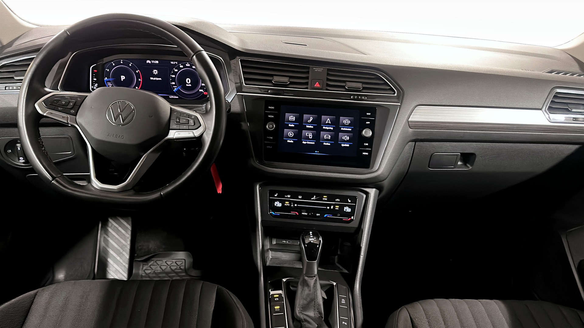 Volkswagen Tiguan Allspace NPL32G