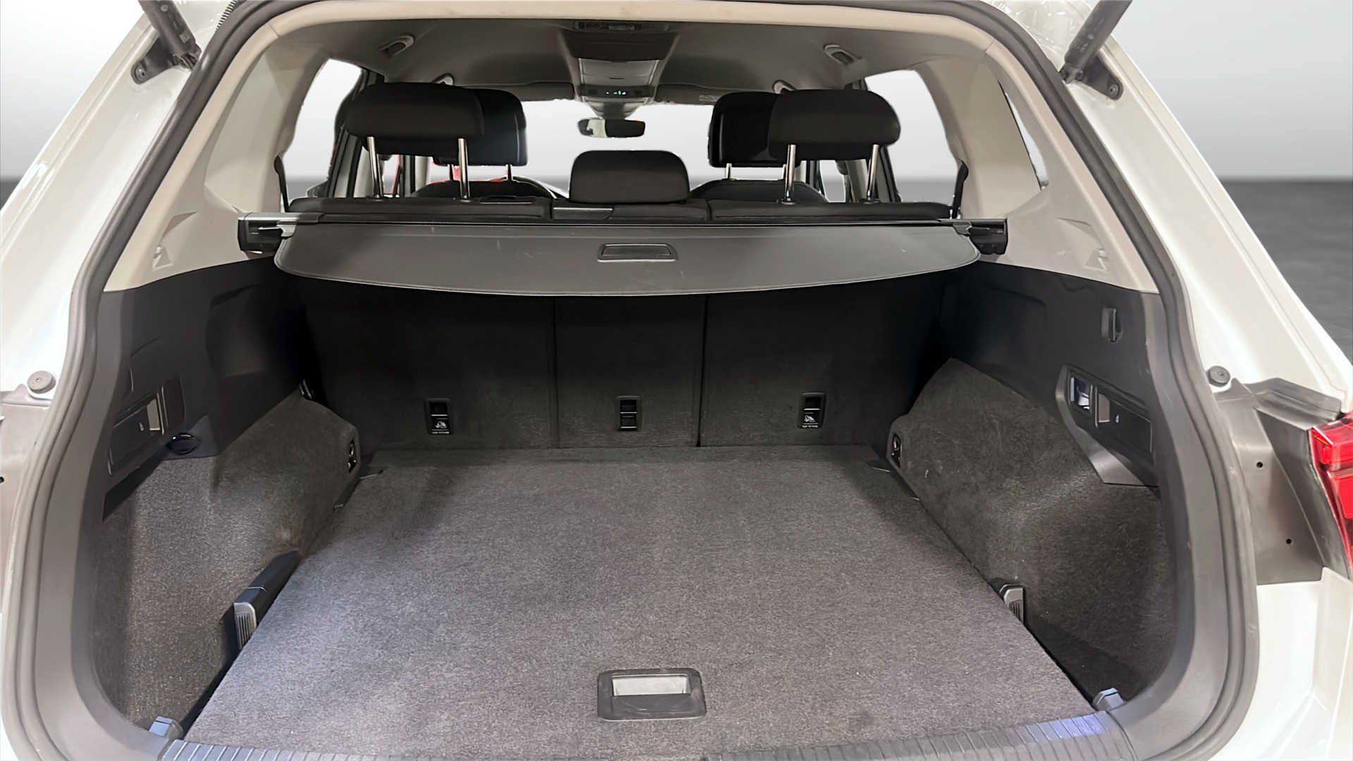 Volkswagen Tiguan Allspace NPL32G