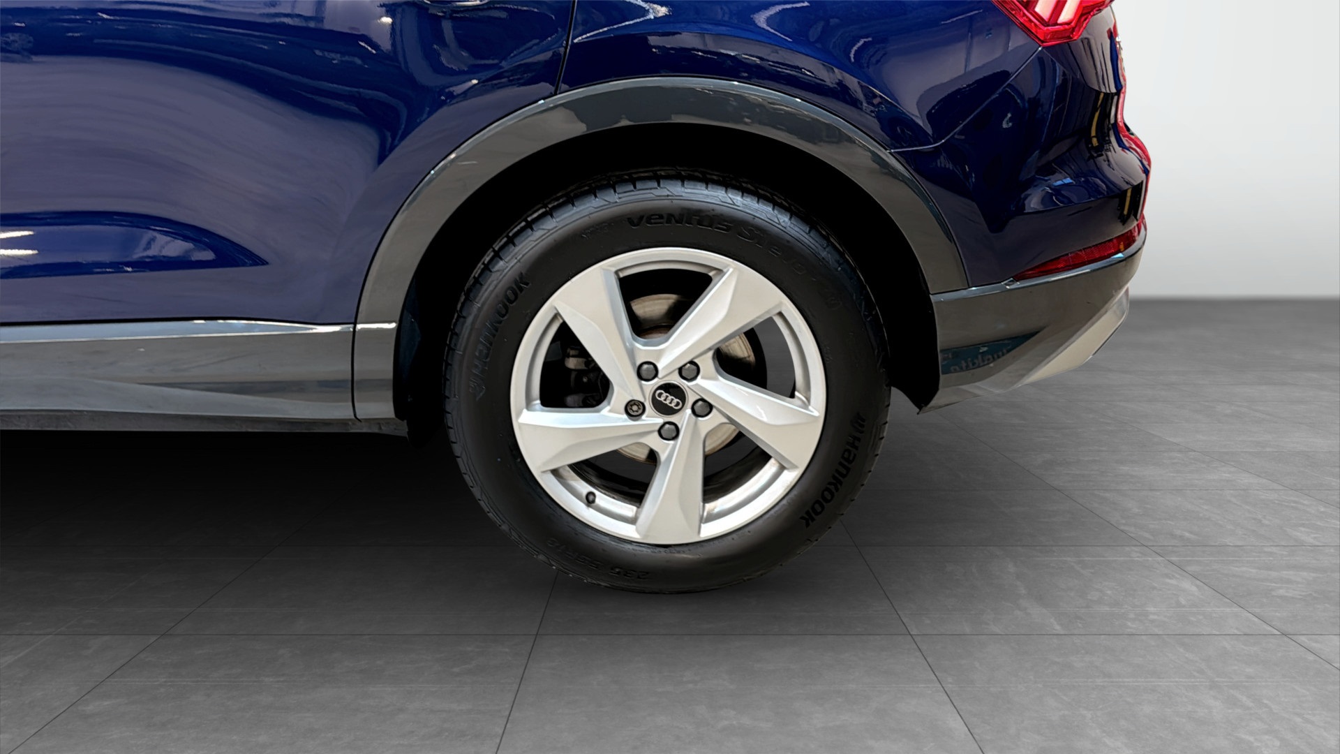 Audi Q3 NPL60X