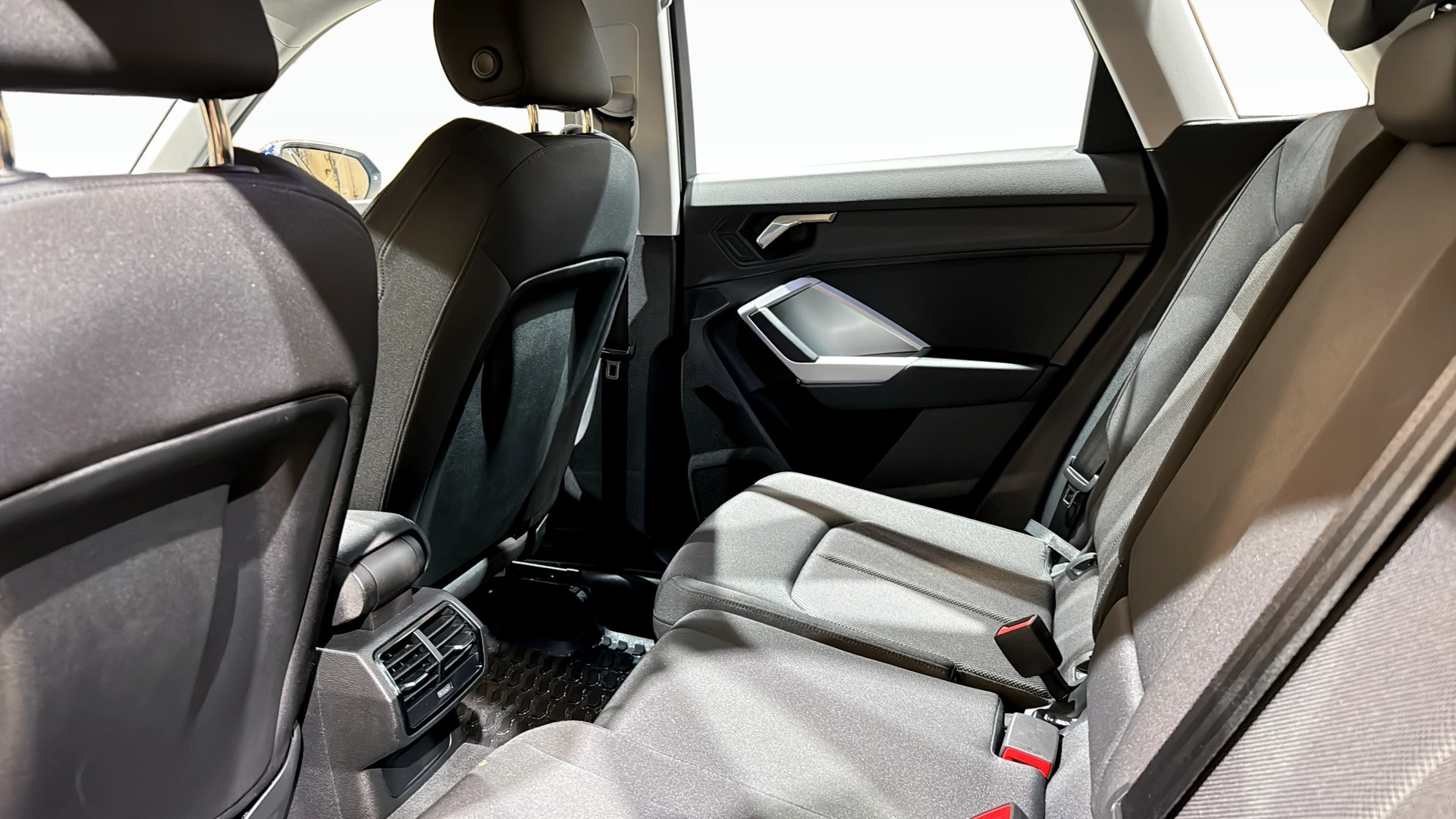 Audi Q3 NPL60X