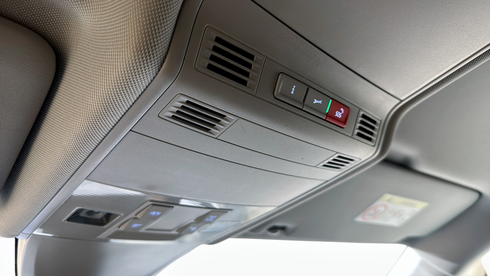 Volkswagen Tiguan Allspace NRA37U