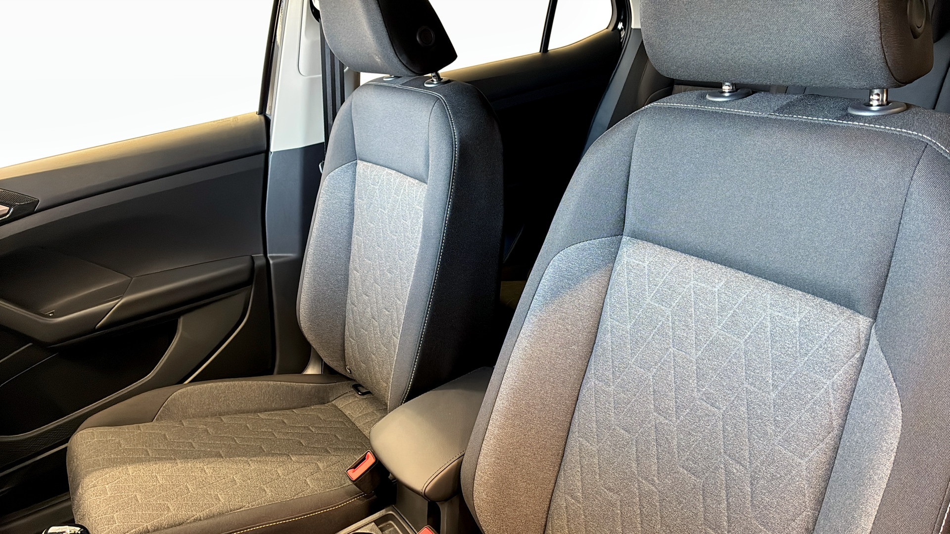 Volkswagen T-Cross NRH59T