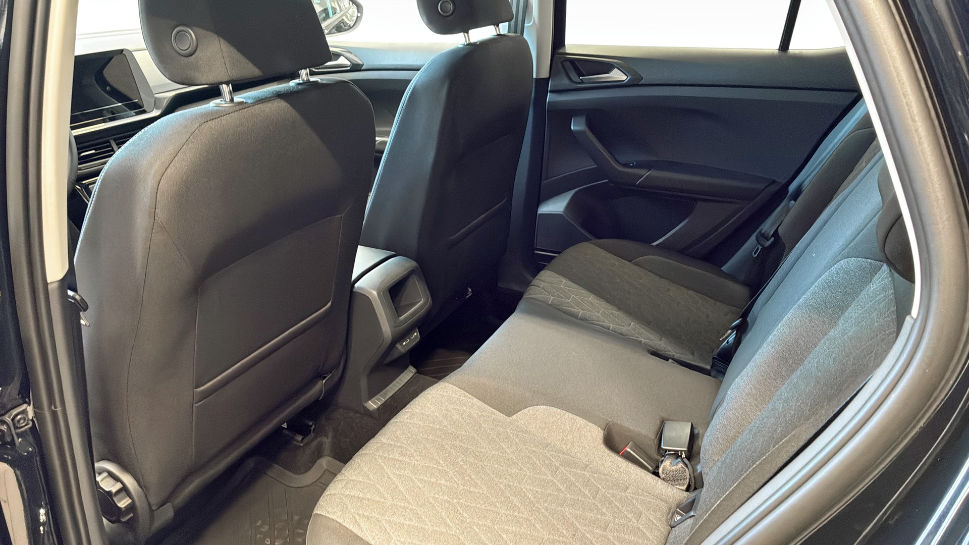 Volkswagen T-Cross NRH59T