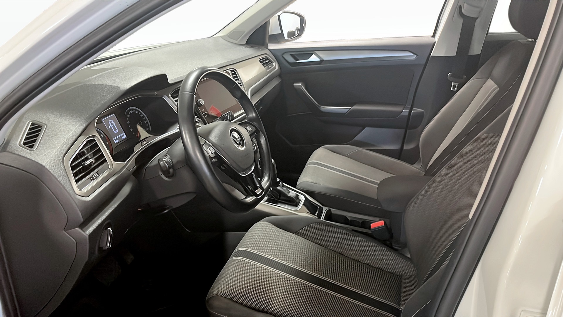 Volkswagen T-Roc NRX13F