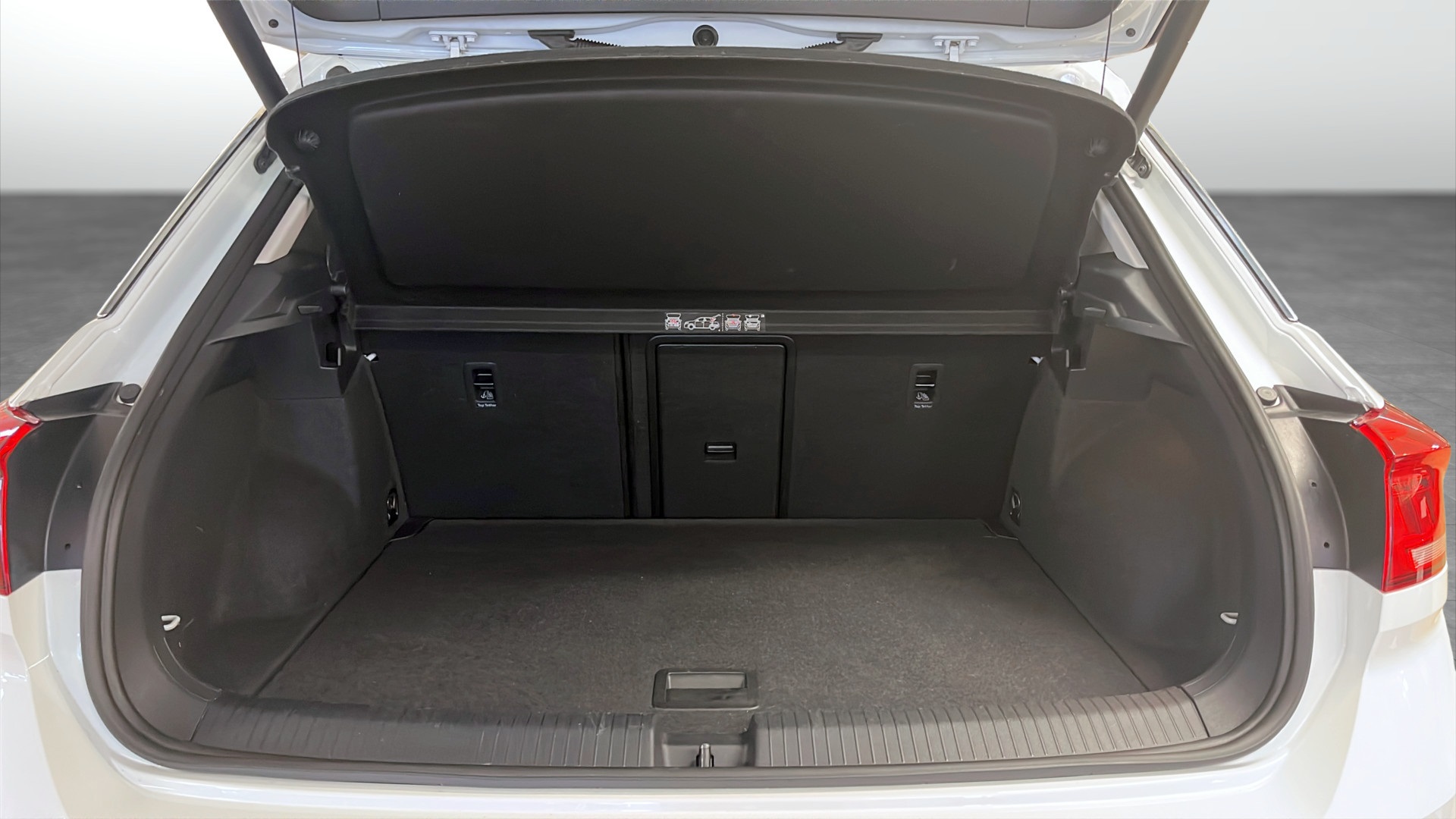Volkswagen T-Roc NRX13F