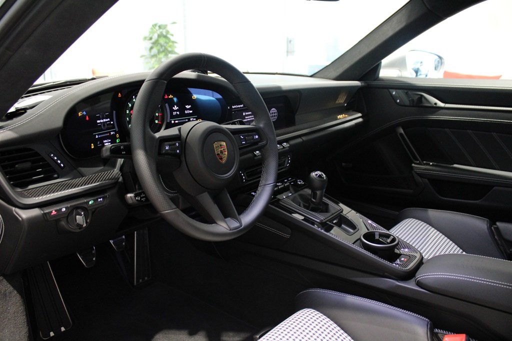 Porsche 992 NTL59Z