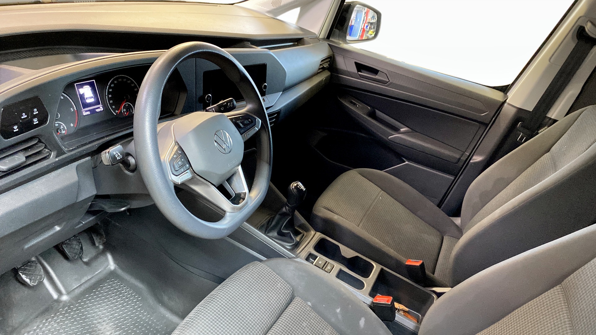 Volkswagen Caddy Cargo NTP83J
