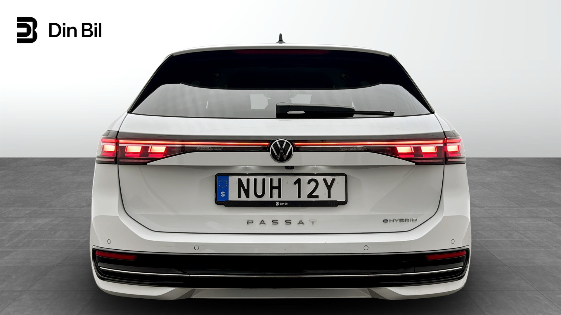 Volkswagen Passat Sportscombi NUH12Y