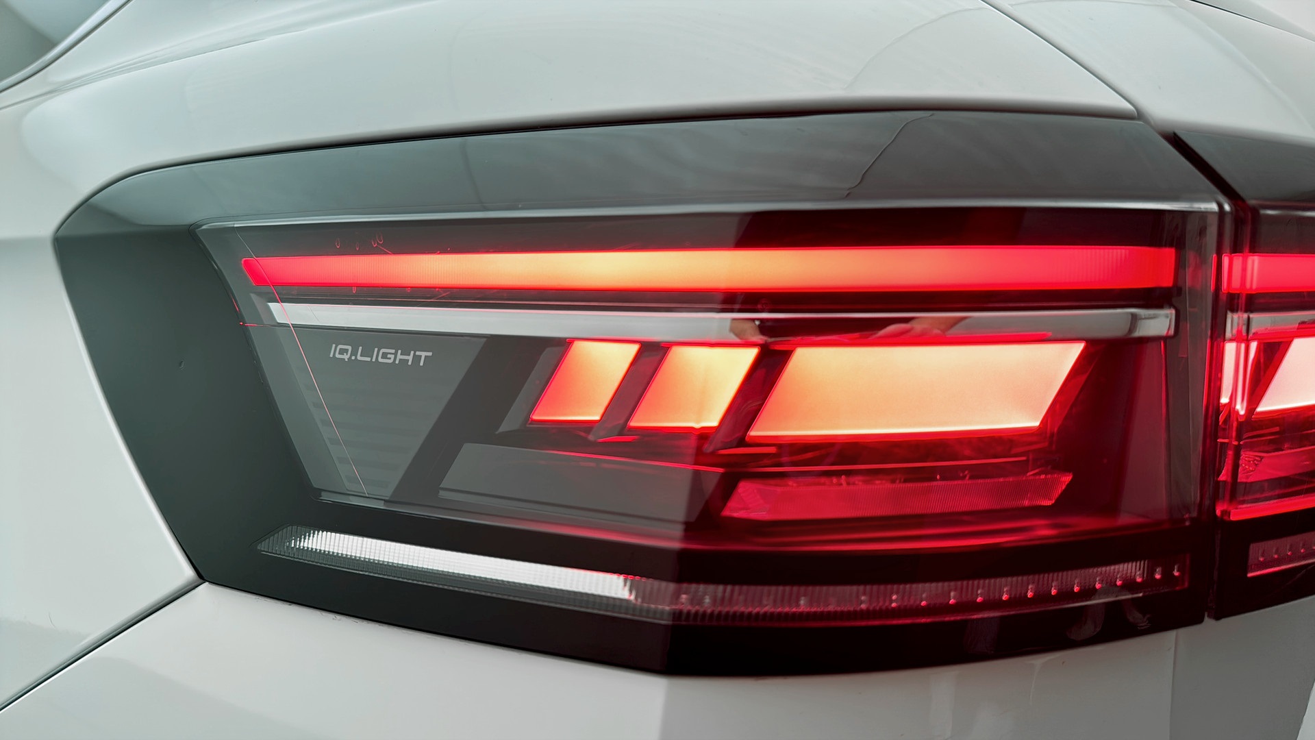 Volkswagen Passat Sportscombi NUH12Y