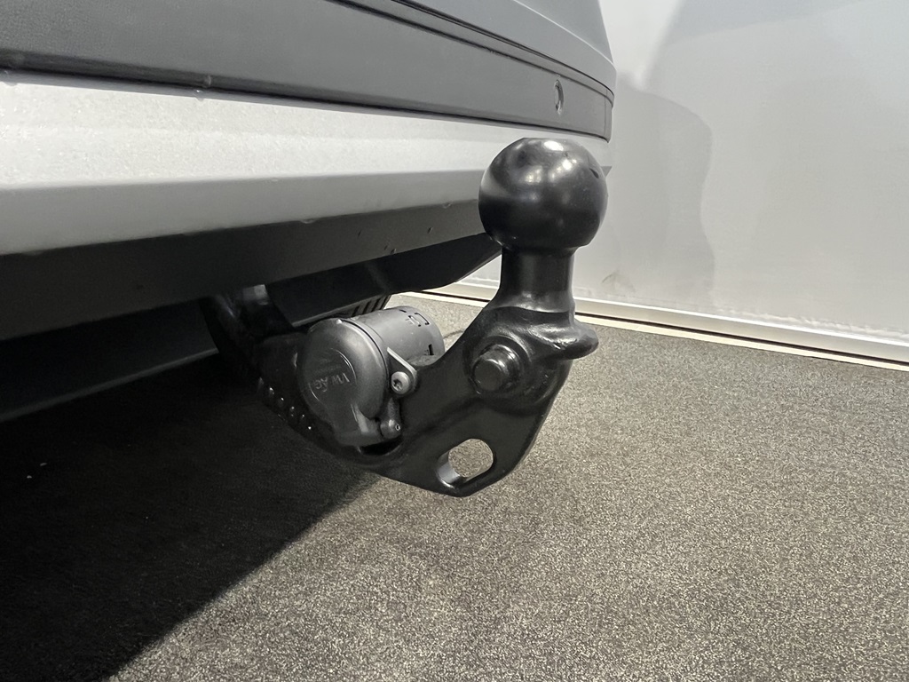 Volkswagen T-Roc NUR04D