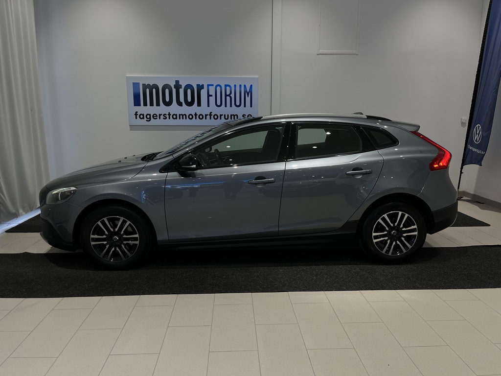 Volvo V40 NUU480