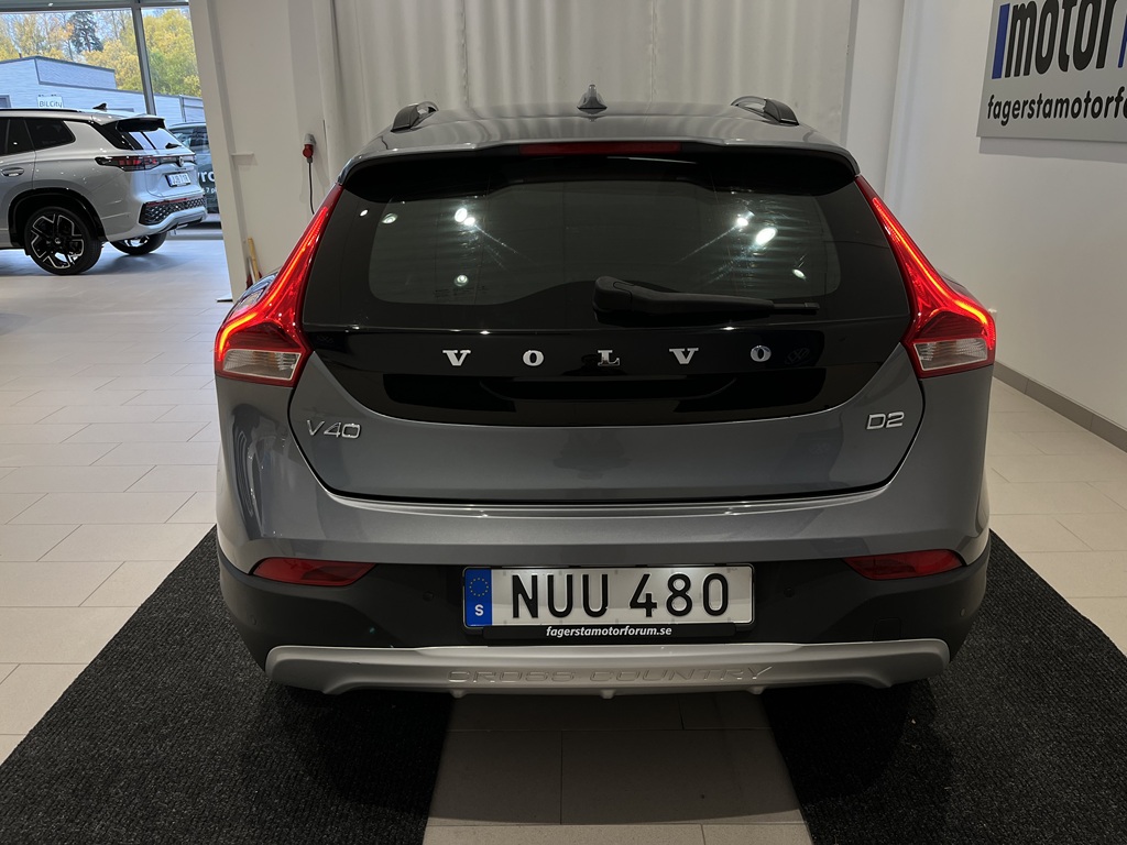 Volvo V40 NUU480