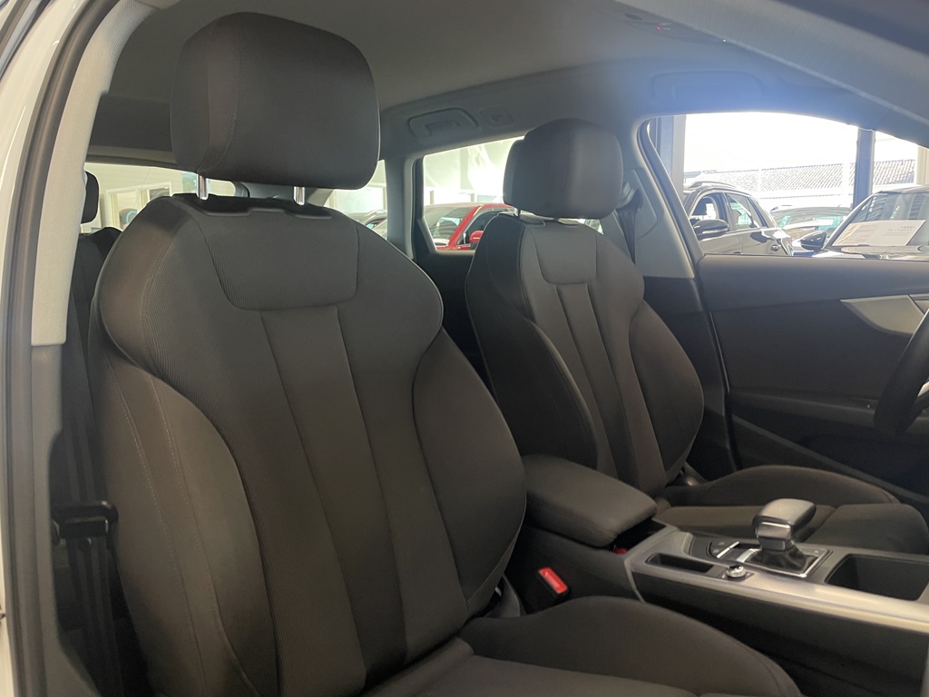 Audi A4 Avant NWA54X