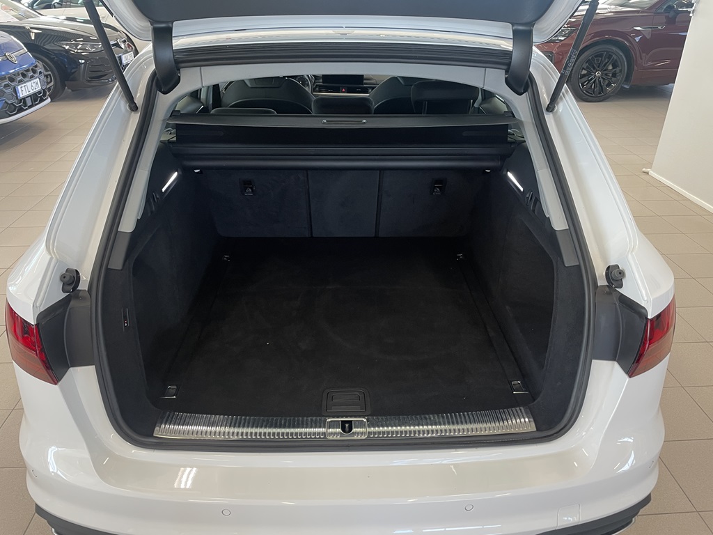 Audi A4 Avant NWA54X