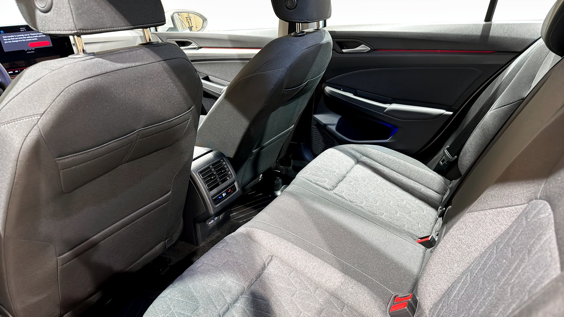 Volkswagen Golf NWA88R