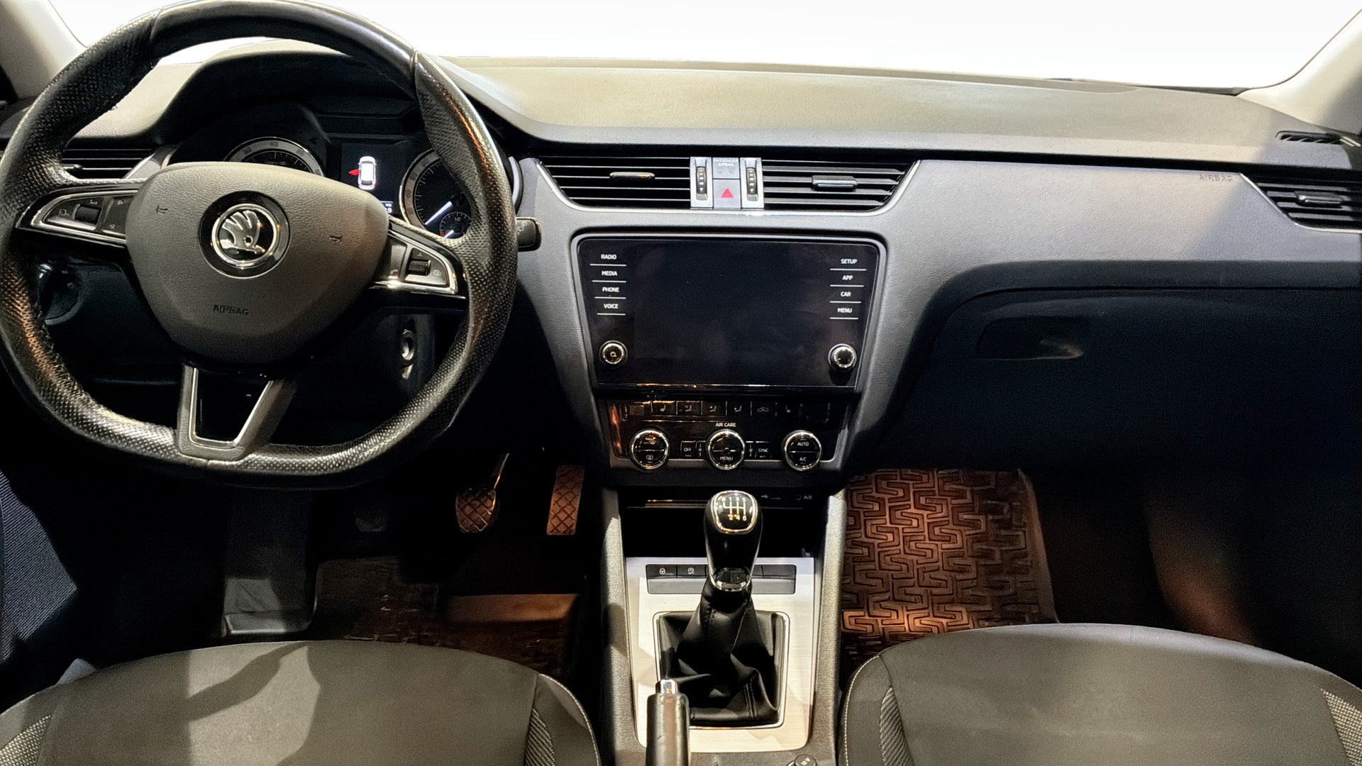 Skoda Octavia Combi NWD603