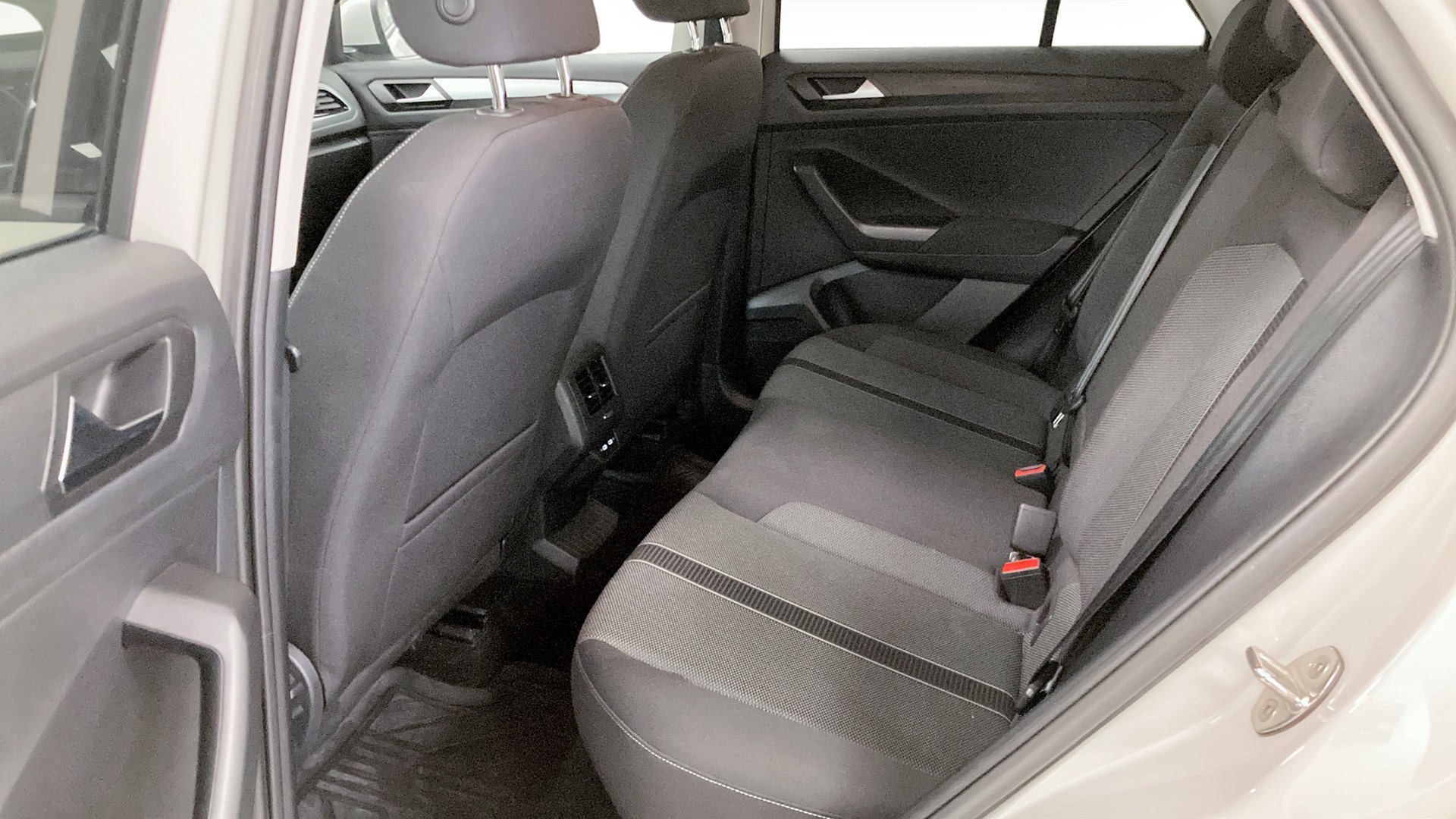 Volkswagen T-Roc NWH14A