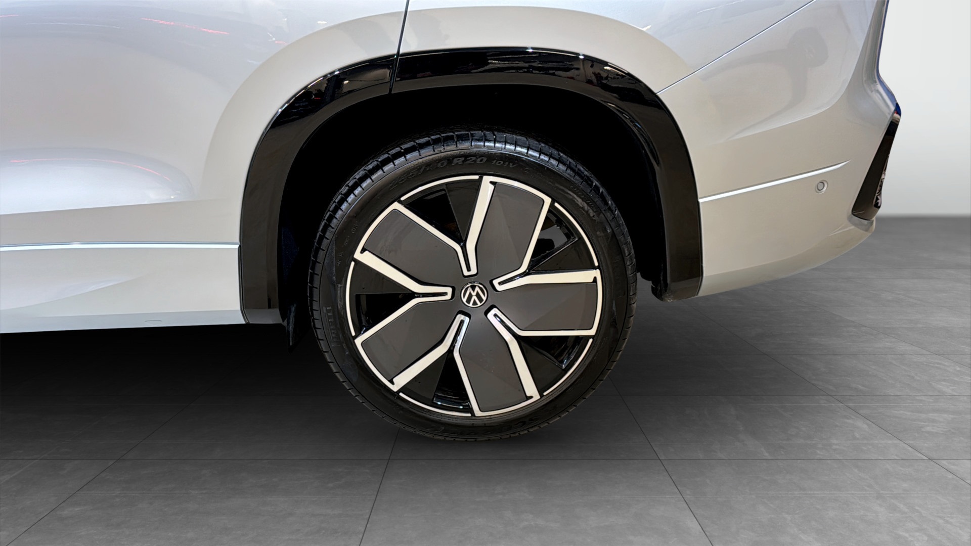 Volkswagen Tayron NWM60R